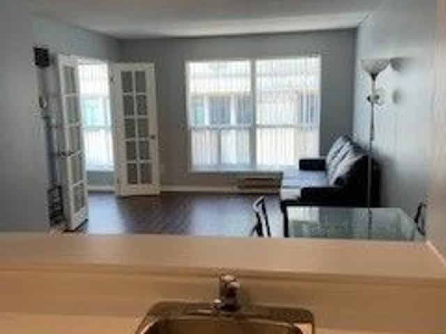 For Lease 7 Carlton Street Unit# 1107, Toronto, Ontario