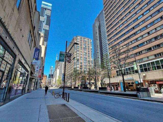 For Lease 7 Carlton Street Unit# 1114, Toronto, Ontario