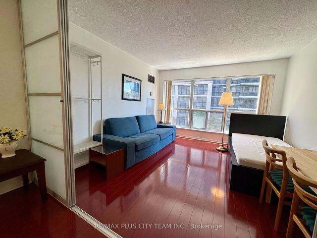 For Lease 7 Carlton Street Unit# 401, Toronto, Ontario