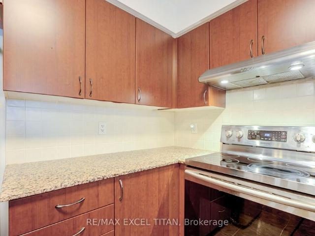 For Lease 7 North Park Road Unit# 908, Vaughan, Ontario