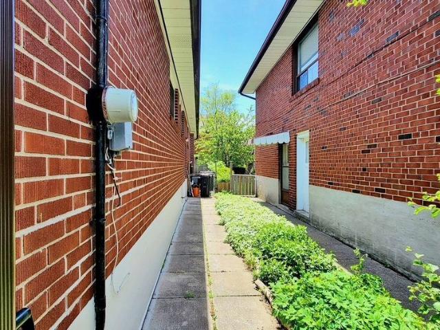 For Lease 7 Pannahill Road Unit# Bsmt, Toronto, Ontario