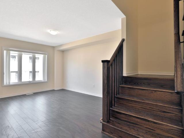 For Lease 7 Pagebrook Crescent, Hamilton, Ontario