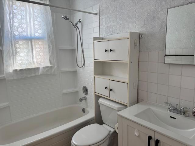 For Lease 405 Milverton Boulevard Unit# Upper, Toronto, Ontario