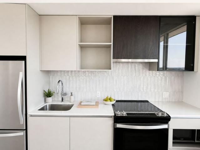 For Lease 405 Dundas Street Unit# LPH06, Oakville, Ontario