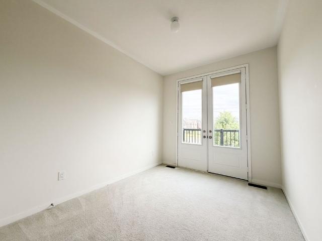 For Lease 405 Elyse Court, Aurora, Ontario