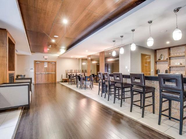 For Lease 4070 Confederation Parkway Unit# 809, Mississauga, Ontario