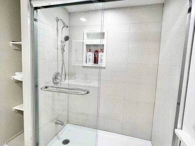 For Lease 4087 Portage Road Unit# 4, Niagara Falls, Ontario