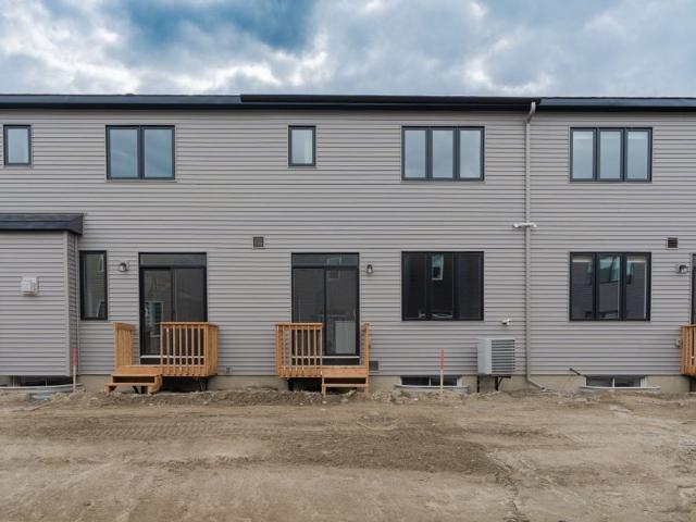 For Lease 409 SILICON Way, Kanata, Ontario