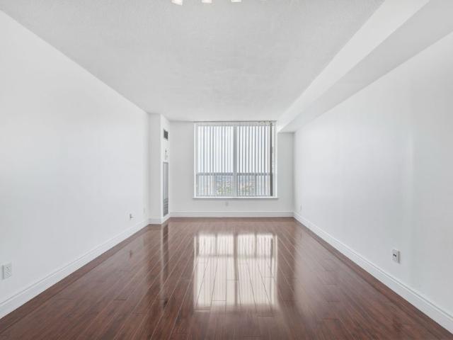 For Lease 400 Mclevin Avenue Unit# 1807, Toronto, Ontario