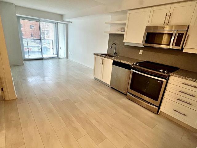 For Lease 400 Adelaide Street Unit# 305, Toronto, Ontario