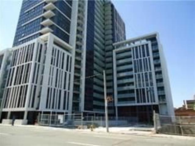 For Lease 400 Adelaide Street Unit# 820, Toronto, Ontario