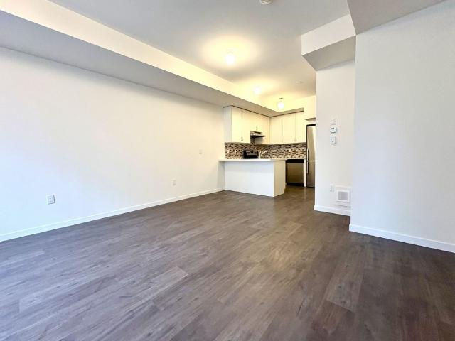 For Lease 400 Alex Gardner Circle Unit# 83, Aurora, Ontario