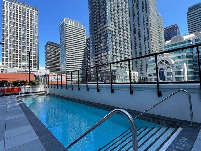 For Lease 400 King Street Unit# 729, Toronto, Ontario