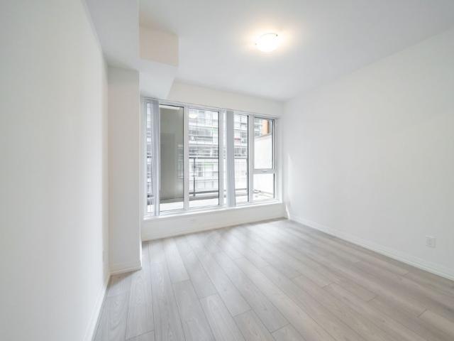 For Lease 400 King Street Unit# 808, Toronto, Ontario