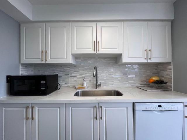 For Lease 400 Webb Drive Unit# 1203, Mississauga, Ontario