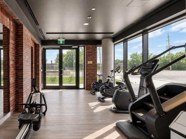 For Lease 4010 Eglinton Ave W Avenue Unit# 1301, Toronto, Ontario