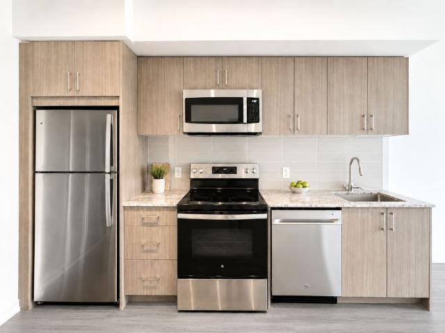 For Lease 4010 Eglinton Avenue Unit# 401, Toronto, Ontario