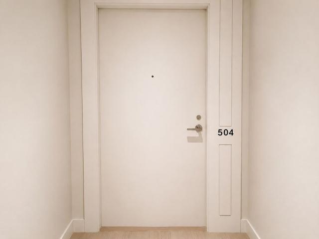 For Lease 4010 Eglinton Avenue Unit# 504, Toronto, Ontario