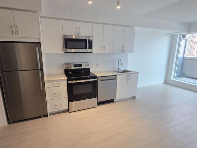 For Lease 4010 Eglinton Avenue Unit# 520, Toronto, Ontario