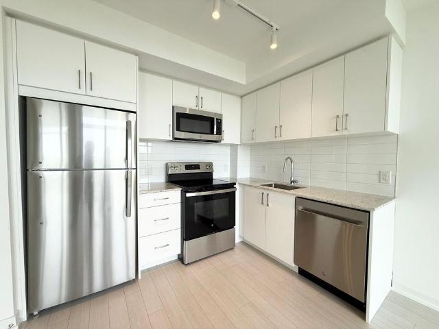 For Lease 4010 Eglinton Avenue Unit# 603, Toronto, Ontario