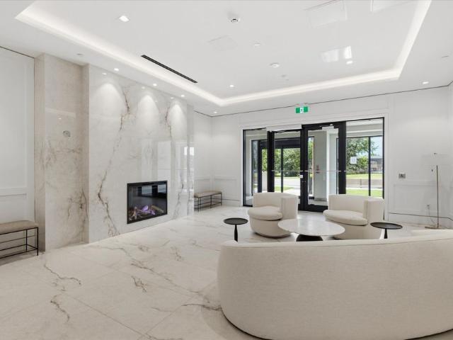 For Lease 4010 Eglinton Avenue Unit# 901, Toronto, Ontario