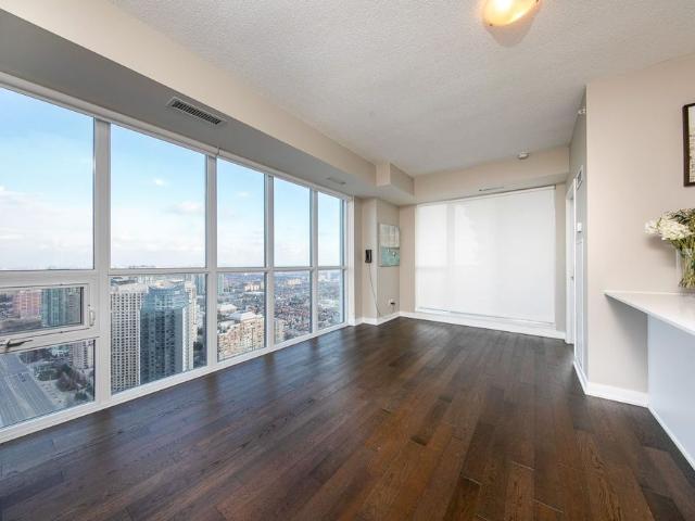 For Lease 4011 Brickstone Mews Unit# 4007, Mississauga, Ontario