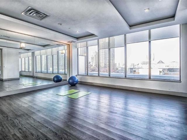 For Lease 4011 Brickstone Mews Unit# 3810, Mississauga, Ontario