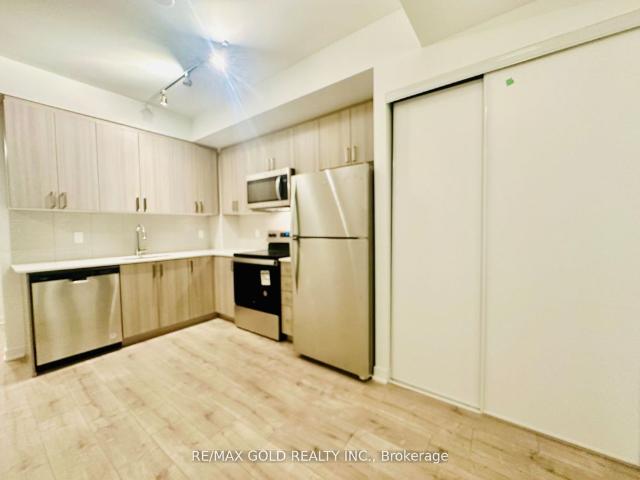 For Lease 4015 Hickory Drive Unit# 13, Mississauga, Ontario