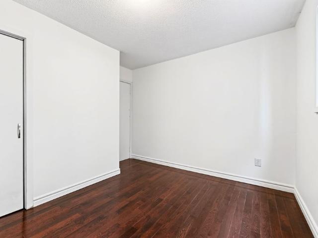 For Lease 402 Kingston Road Unit# MAIN, Toronto, Ontario