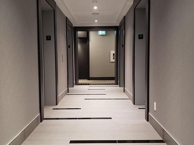 For Lease 403 Church Street Unit# 1813, Toronto, Ontario