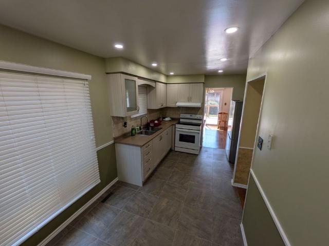 For Lease 40 Longstaff Drive, Ajax, Ontario