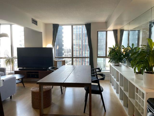 For Lease 40 Scollard Street Unit# 1104, Toronto, Ontario