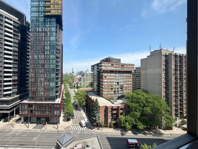 For Lease 40 Scollard Street Unit# 1106, Toronto, Ontario