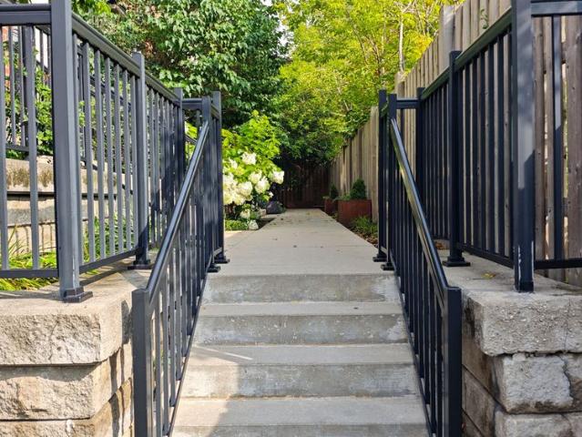 For Lease 40 Raffeix Lane, Toronto, Ontario