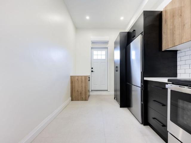 For Lease 414 Spadina Avenue Unit# 2nd Floor, Toronto, Ontario