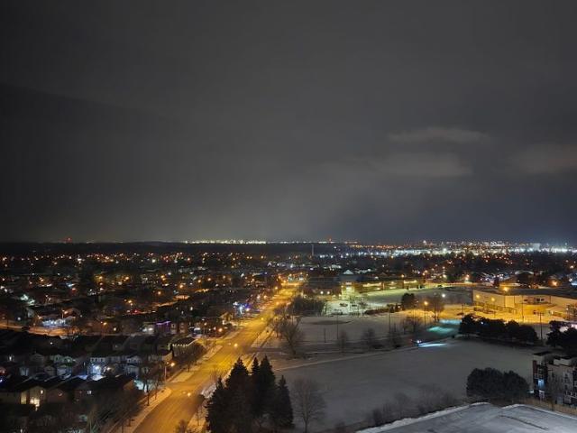 For Lease 410 Mclevin Avenue Unit# 1811, Toronto, Ontario