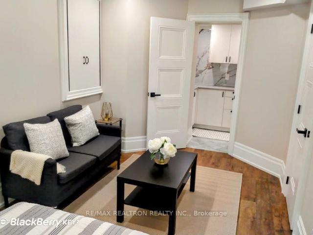 For Lease 411 Concord Avenue, Toronto, Ontario