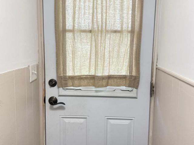 For Lease 41 Belleview Avenue Unit# lower, Kitchener, Ontario