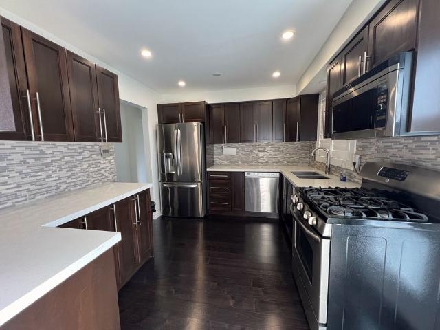 For Lease 41 Lavina Crescent, Hamilton, Ontario