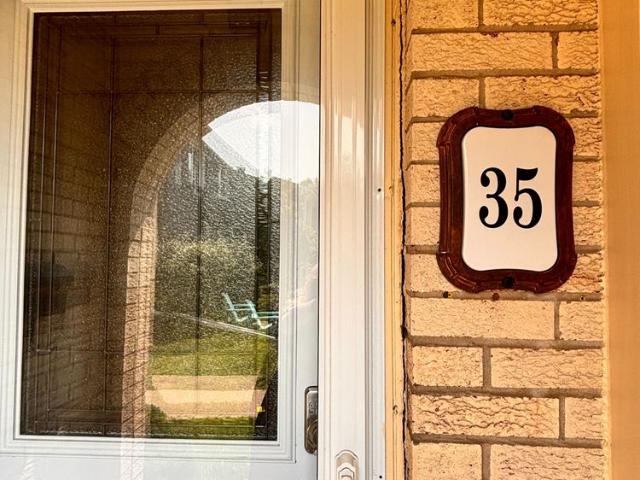 For Lease 41 Nadia Place Unit# 35, Oakville, Ontario