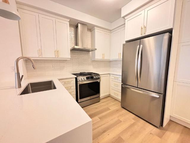 For Lease 41 Pearen Lane, Barrie, Ontario