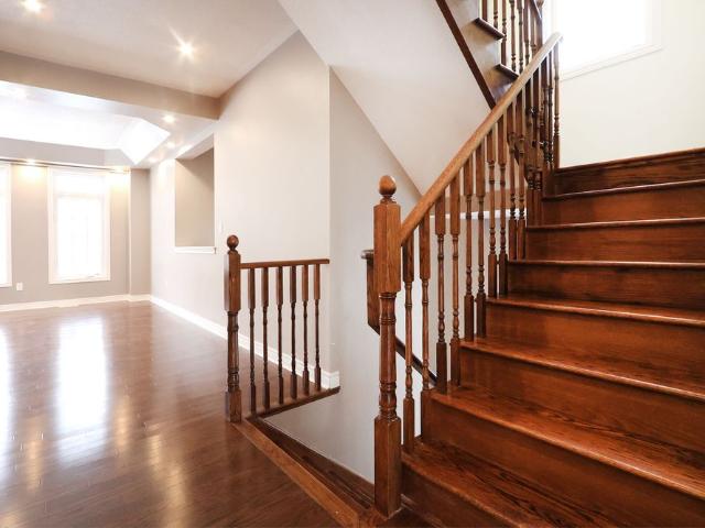For Lease 41 Pulpwood Cres Master Crescent Unit# 2nd Master Bedroom, Richmond Hill, Ontario