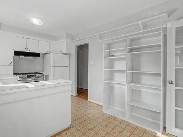 For Lease 426 Seaton Drive Unit# Upper, Oakville, Ontario