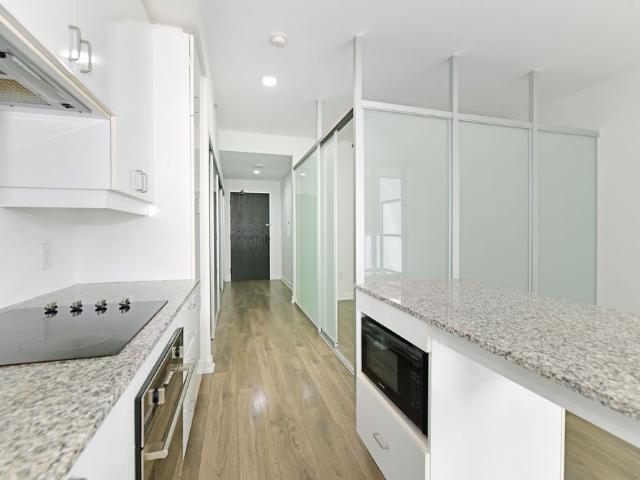 For Lease 426 University Avenue Unit# 1106, Toronto, Ontario