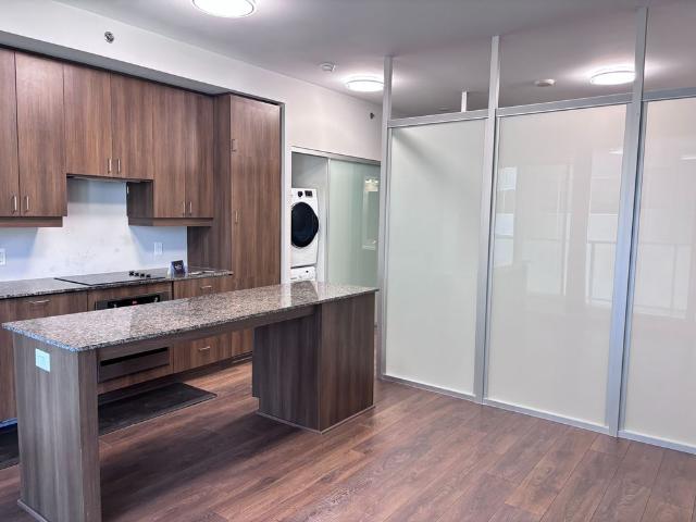 For Lease 426 University Avenue Unit# 1606, Toronto, Ontario