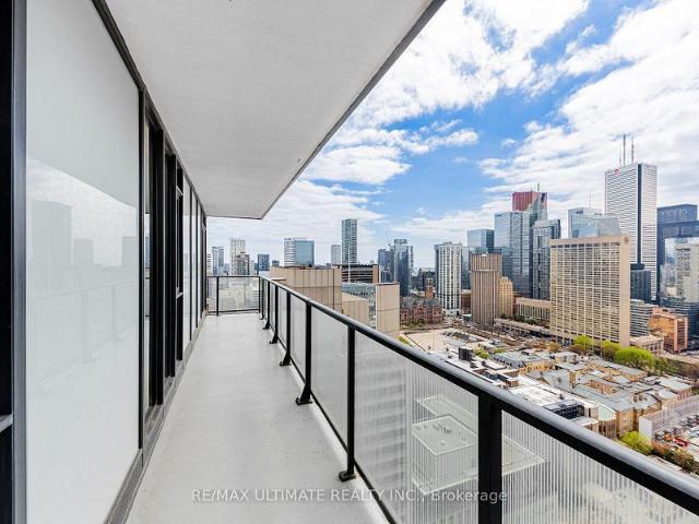 For Lease 426 University Avenue Unit# 3008, Toronto, Ontario