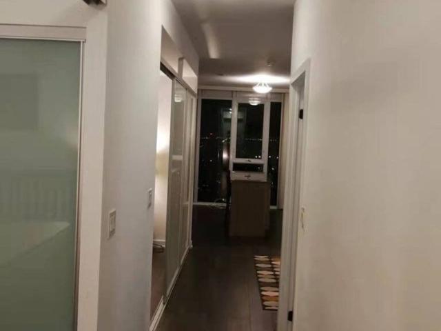 For Lease 426 University Avenue Unit# 3903, Toronto, Ontario