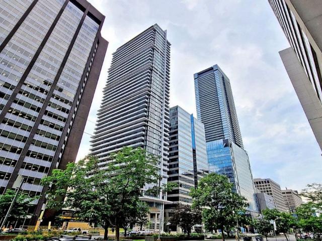 For Lease 426 University Avenue Unit# Ph310, Toronto, Ontario