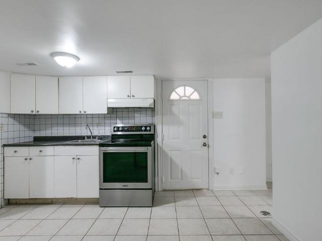 For Lease 422 Oakwood Avenue Unit# Basement, Toronto, Ontario