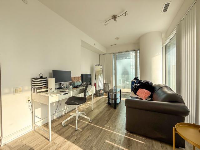 For Lease 42 Charles Street Unit# 2204, Toronto, Ontario